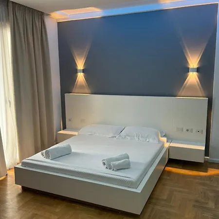 Lusini 4* Vlorë