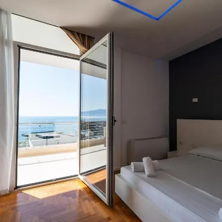 Lusini 4*