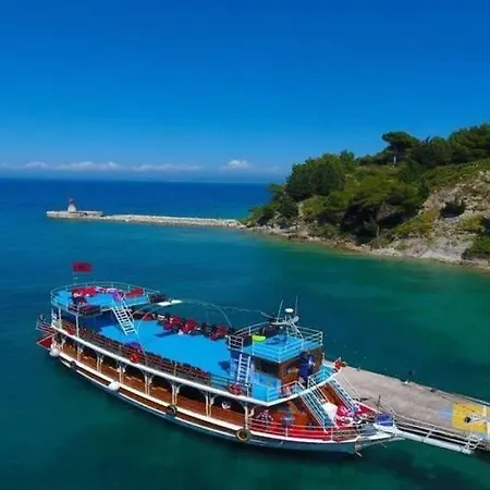Lusini 4* Vlorë