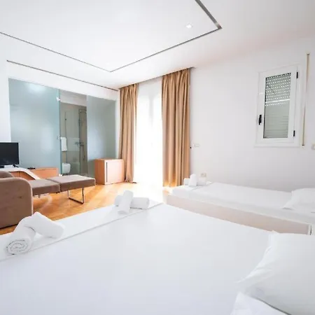 Hotel Lusini